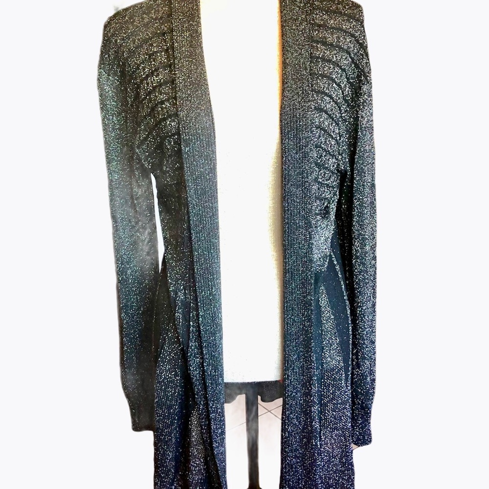 Model France Long dress cardigan